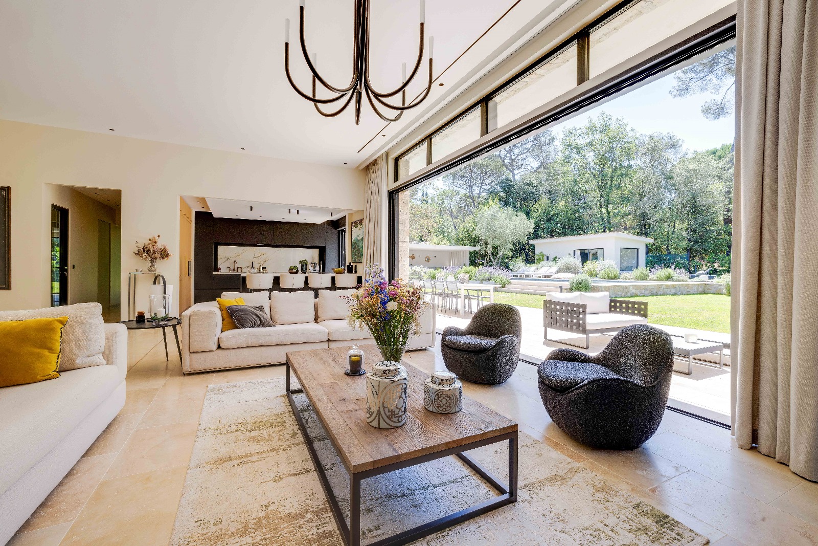 Aménagement salon Villa Blanche