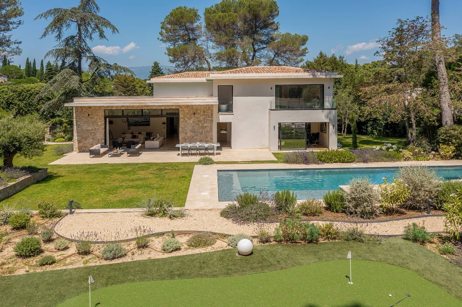 Rénovation maison et jardin à Mougins