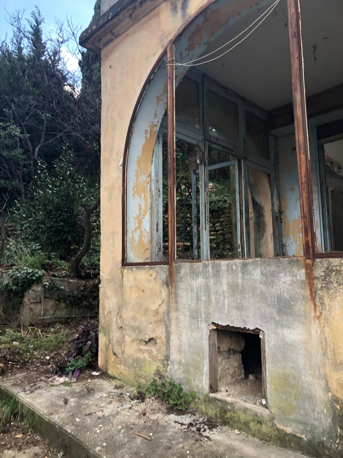 Détails maison à rénover à Nice