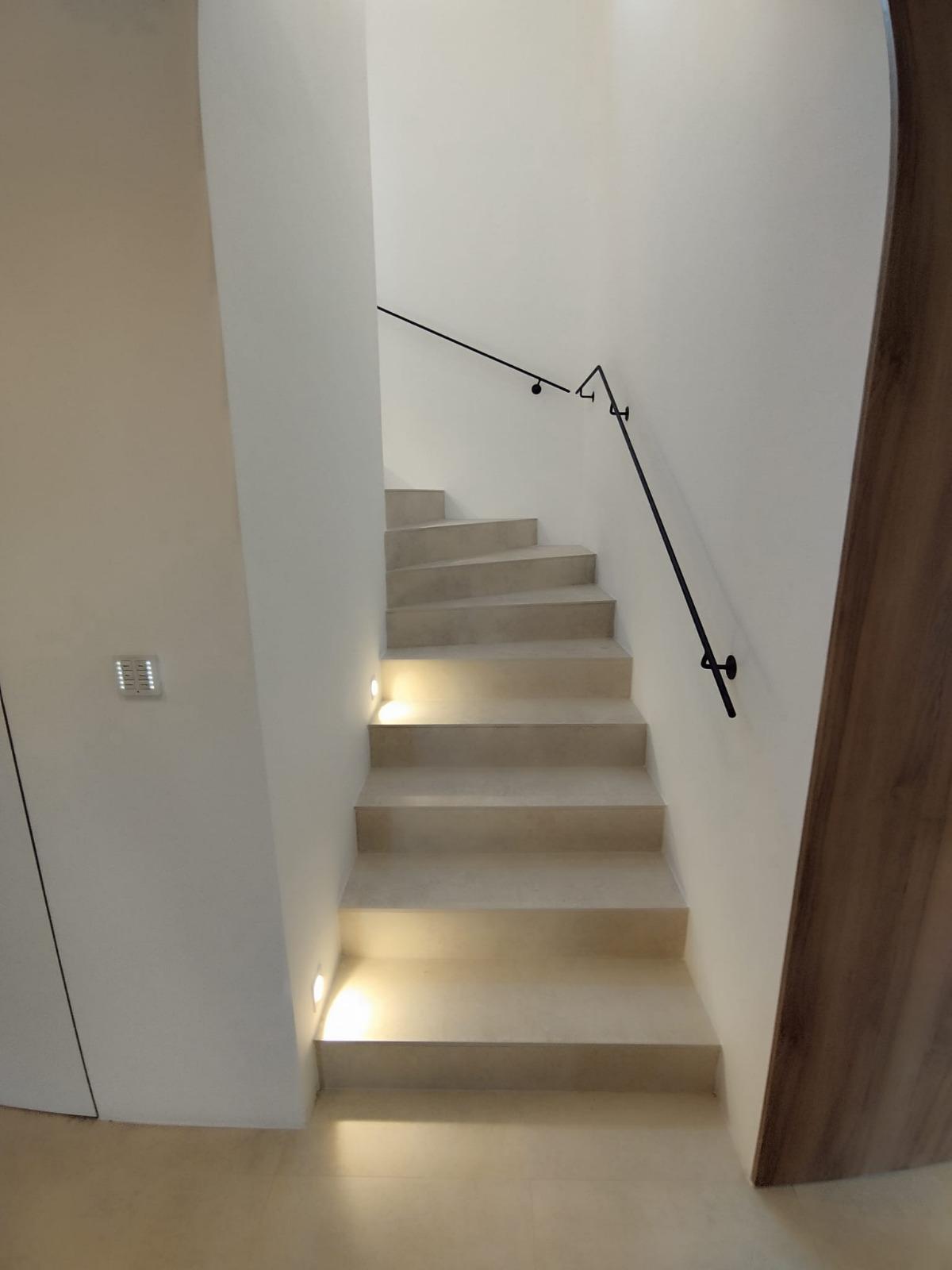 Aménagement escalier villa Saint Tropez